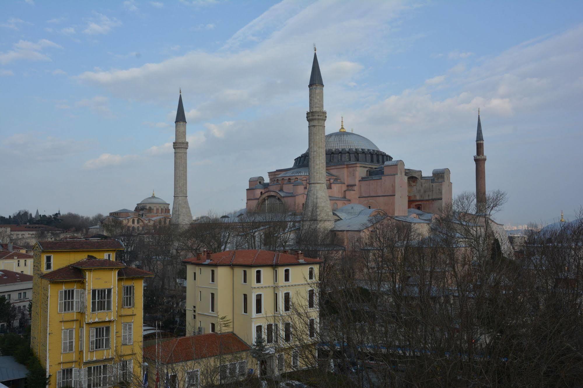 Ares Hotel Istanbul Exterior foto