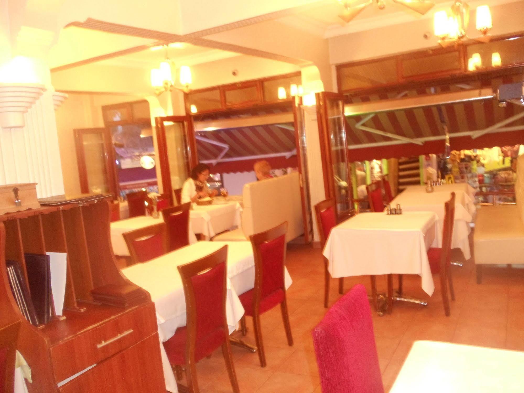 Ares Hotel Istanbul Exterior foto