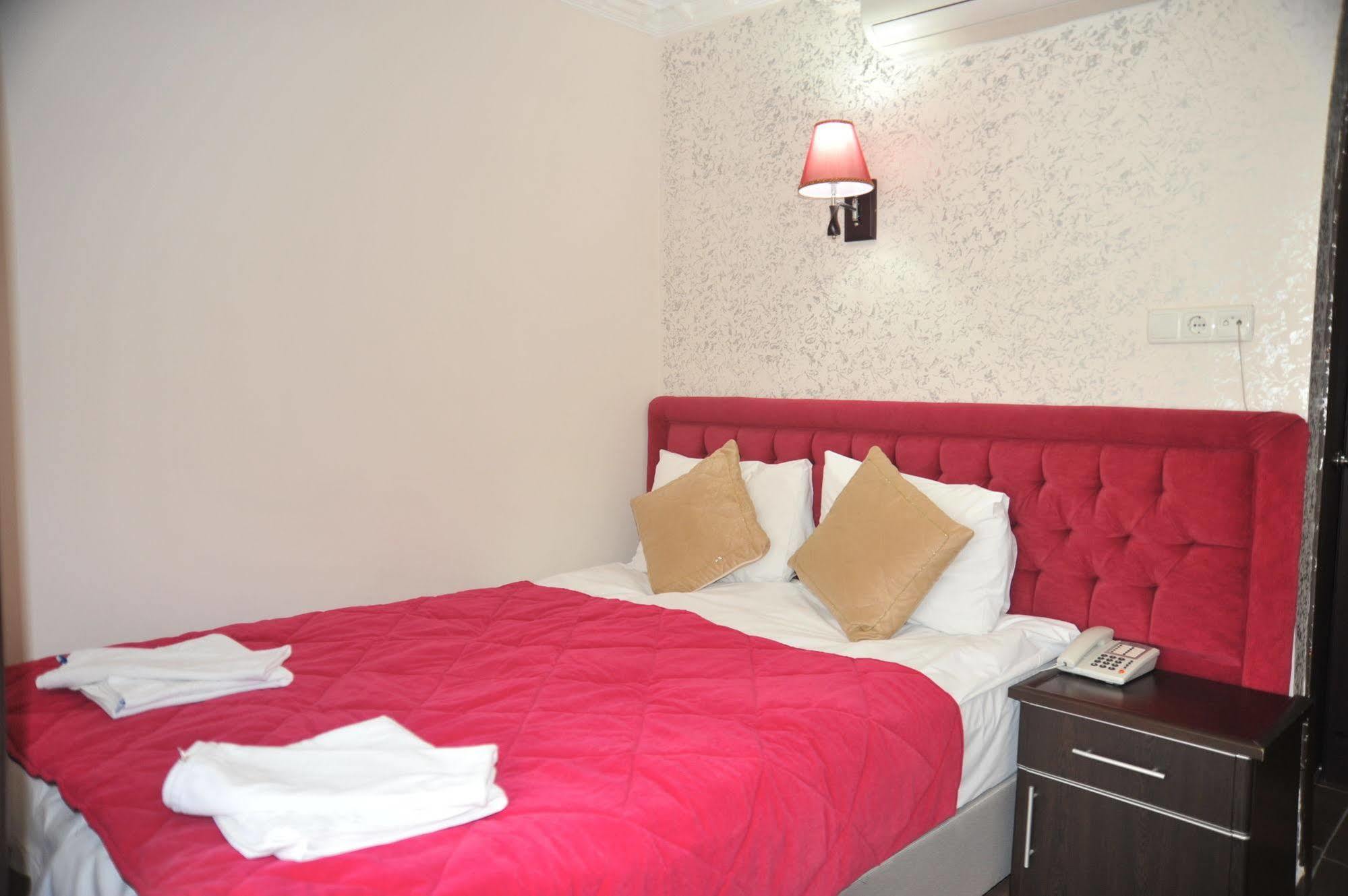 Ares Hotel Istanbul Exterior foto